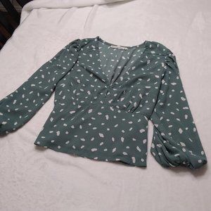 Abercrombie & Finch cropped elastic waist blouse green & white long sleeves size